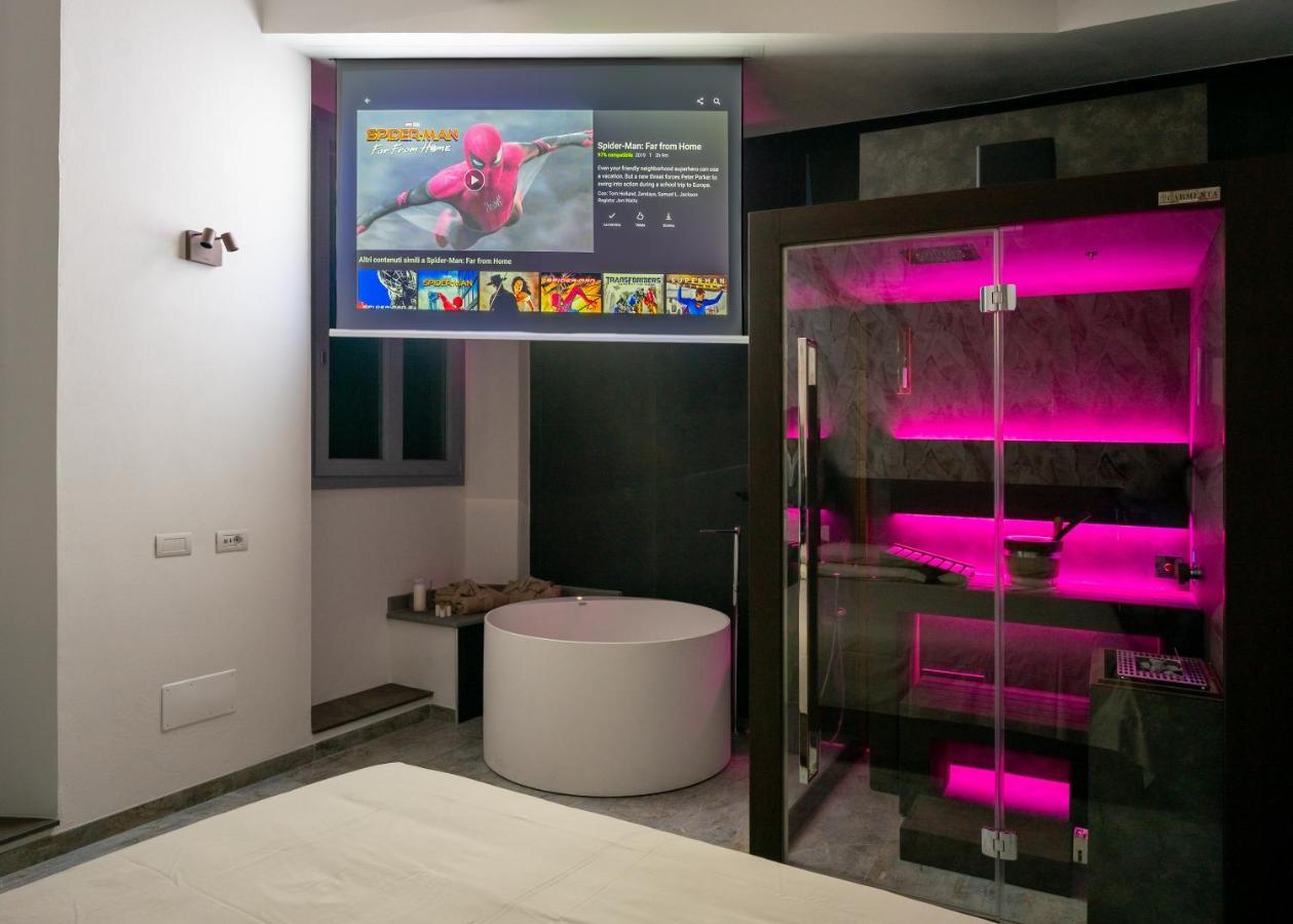 F1Rst Suite Apartment & Spa Florencia Exterior foto