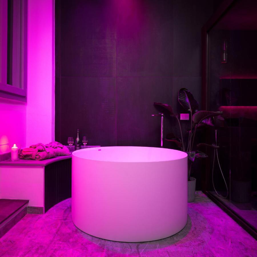 F1Rst Suite Apartment & Spa Florencia Exterior foto